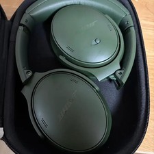 Bose Headset , Includes Case &